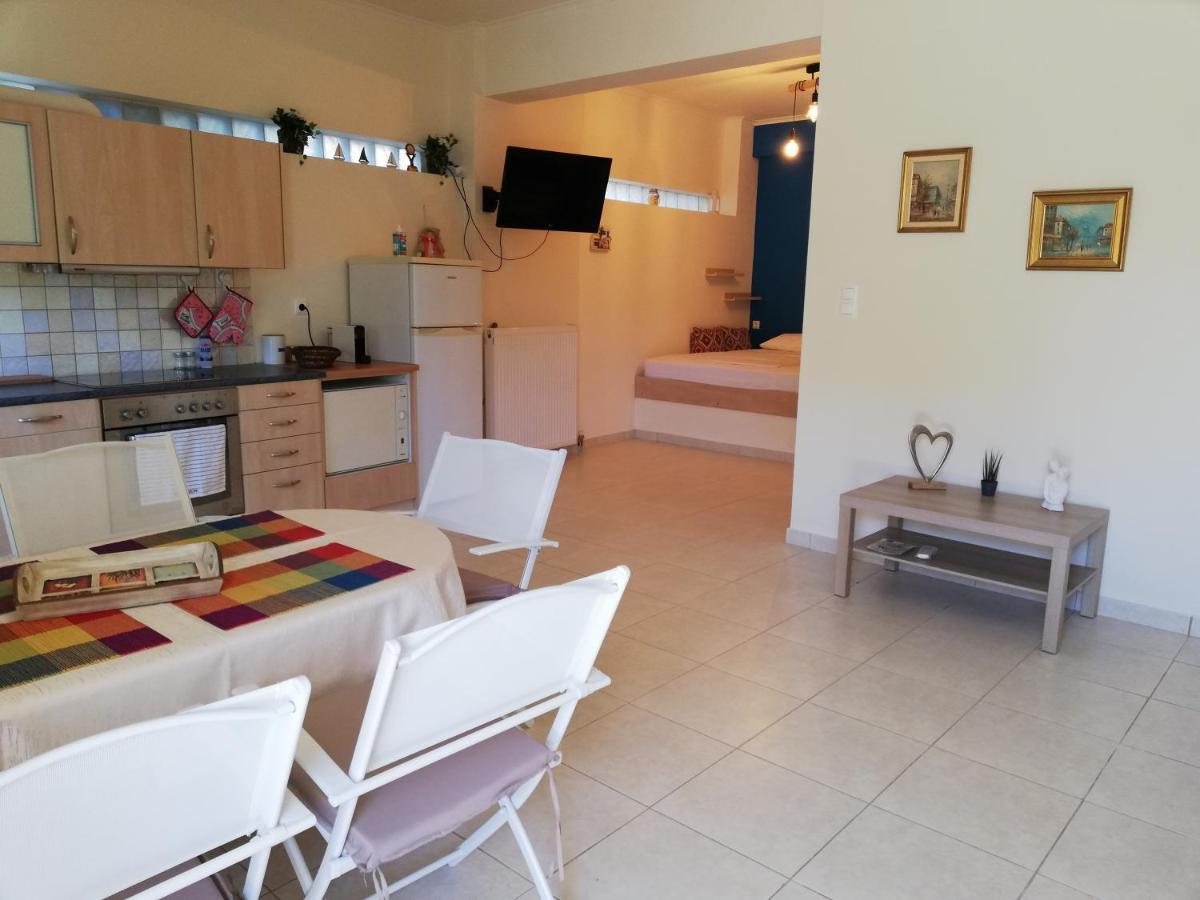 Althea Holiday Studio Agia Marina  Екстериор снимка